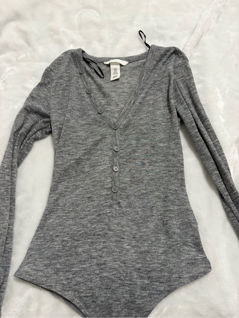 H&M Gray Ribbed Long Sleeve Button Front Bodysuit